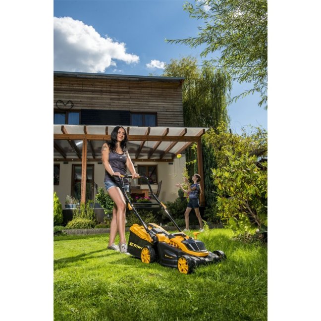 Akumulátorová kosačka RIWALL RALM 3820 SET akumulátory a nabijačka AM18E2001003B