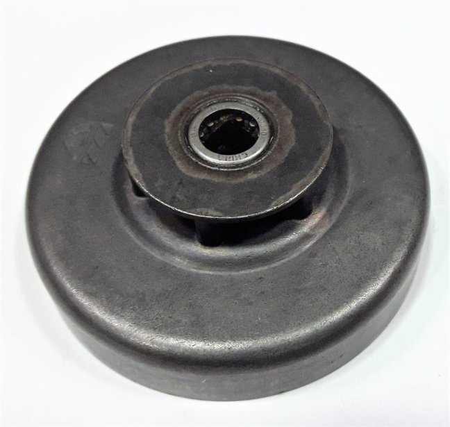 Kuplungdob MAKITA / DOLMAR EA3200S, EA3500S, PS32C, PS35C láncfűrészekhez, 140M30-8