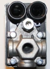 Nyomáskapcsoló kompresszorhoz 230V GUDE 190192