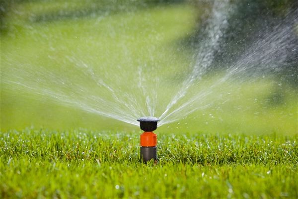 Turbínový zadažďovač GARDENA T 100, 8201-29 (12a)