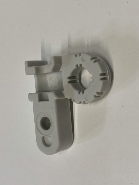 Műanyag láncfeszítő burkolat Stihl MS 180, MS 211, MS 251 láncfűrészekhez - 1123 664 2200