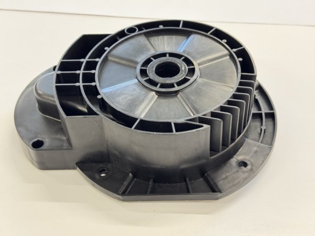 Alsó motortartó konzol Makita ELM4121, EM411 típusokhoz - YA00001184