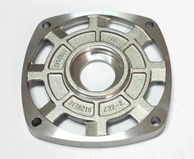 Kryt prevodovky pre uhlovú / priamu brúsku MAKITA 9554, 9555, 9558, DGA452, GD0601, 317821-6